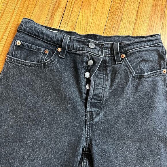 Levi’s Jeans Womens 28 Premium 501 Button Fly Distressed Faded Black - Picture 2 of 13